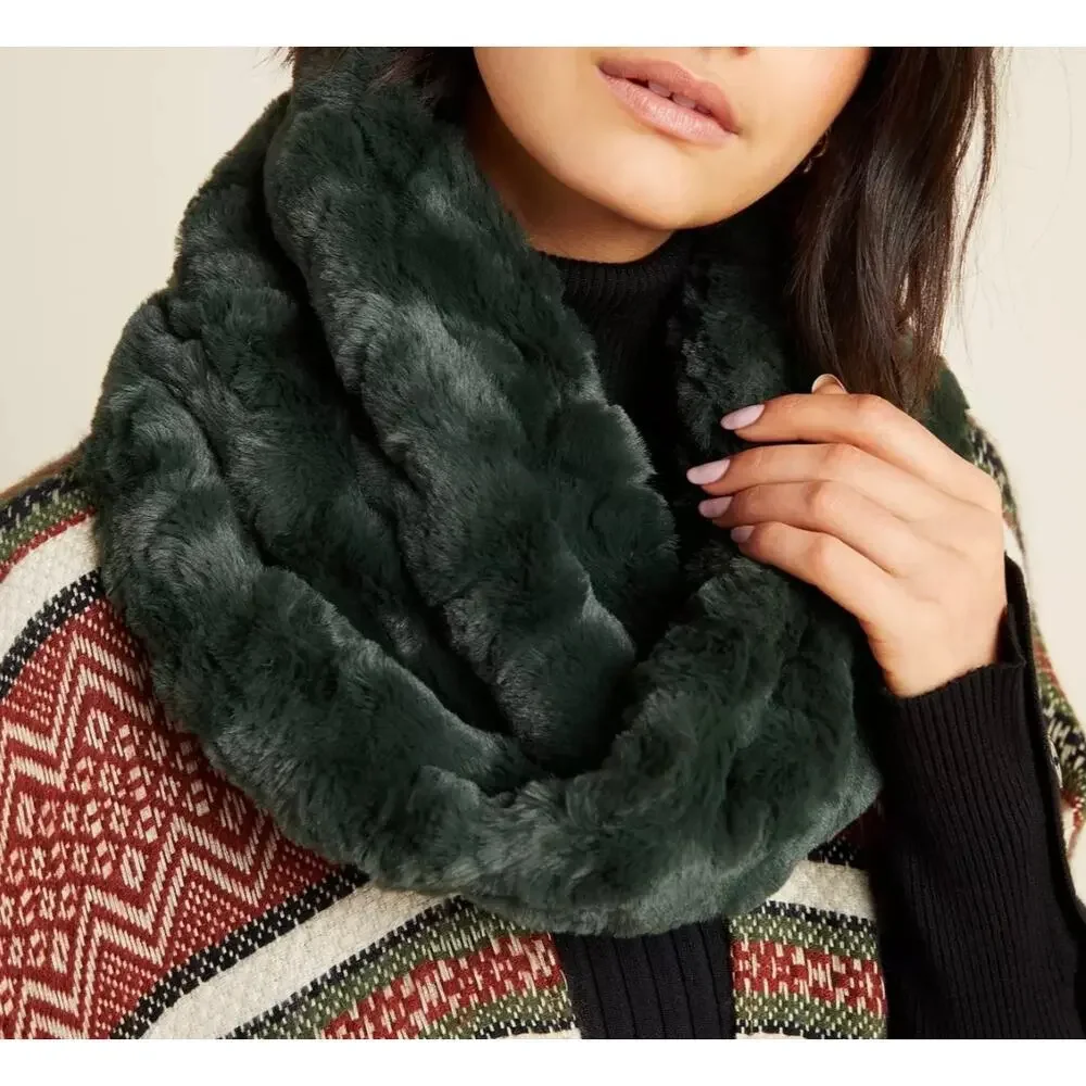 NWT Anthropologie Roxy Faux Fur Cowl Infinity Scarf Snood Neck Warmer, One Size